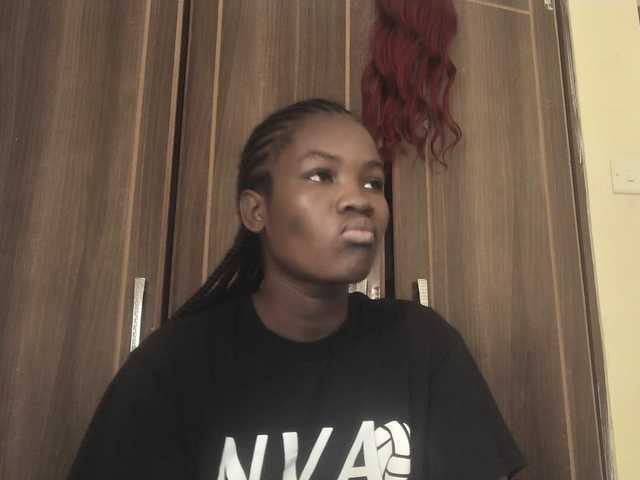 Sexylina25's BongaCams show and profile