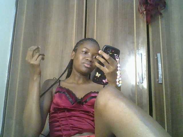 Sexylina25's BongaCams show and profile