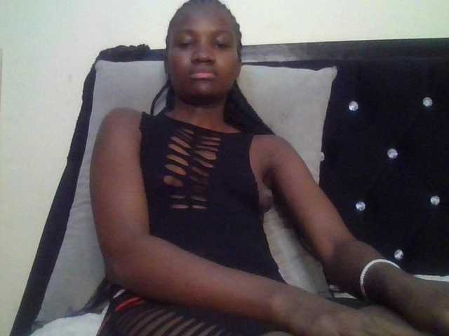 Sexylina25's BongaCams show and profile