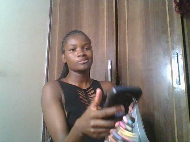 Sexylina25's BongaCams show and profile