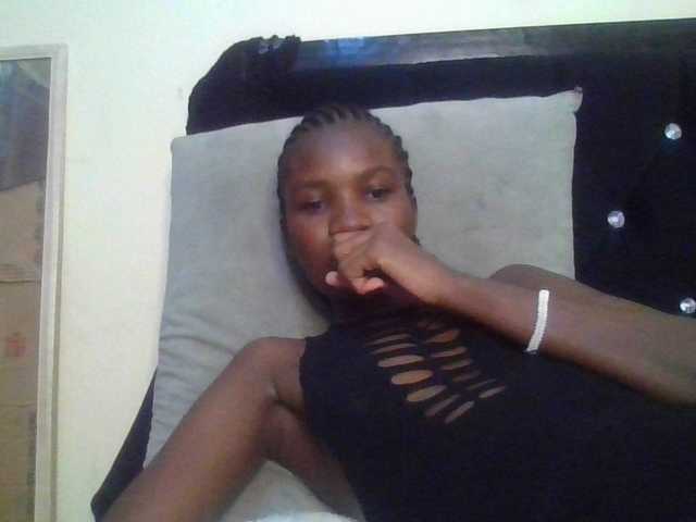 Sexylina25's BongaCams show and profile