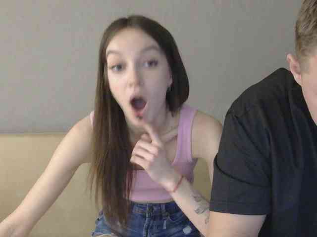 CandySurprise19 webcam