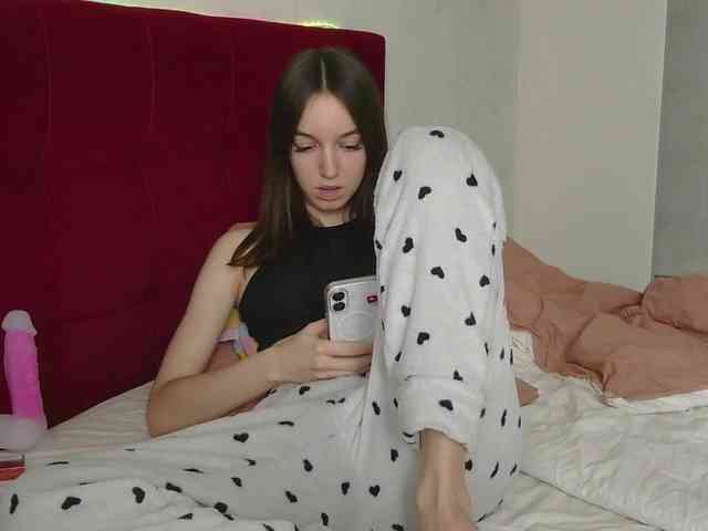 CandySurprise19 webcam