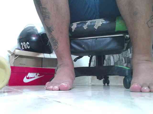 srfindomfeetdrai... Live Webcam on BongaCams