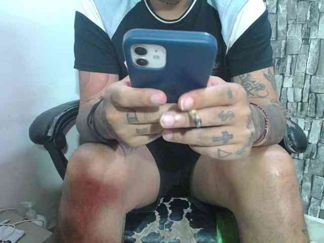 srfindomfeetdrai... Live Webcam on BongaCams