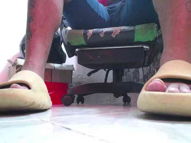 srfindomfeetdrai... Live Webcam on BongaCams