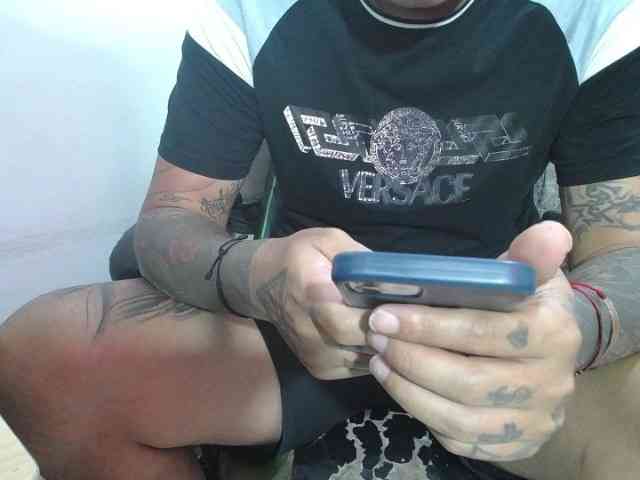 srfindomfeetdrai... Live Webcam on BongaCams