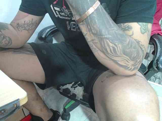 srfindomfeetdrai... Live Webcam on BongaCams