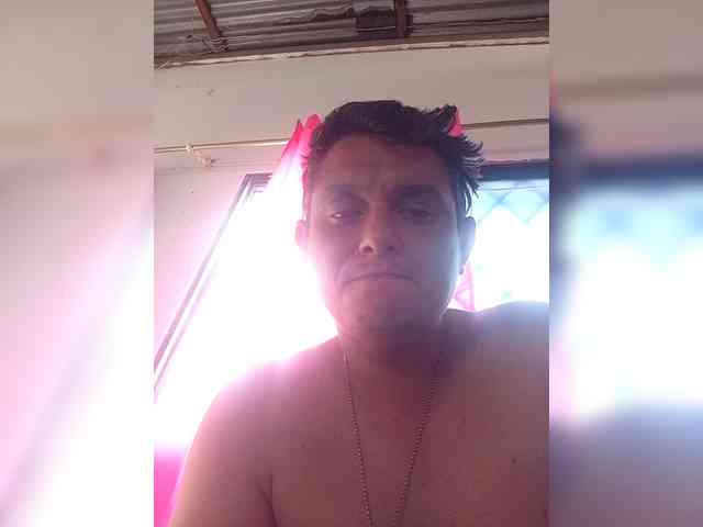 EstebanQuimi1 Live Webcam on BongaCams