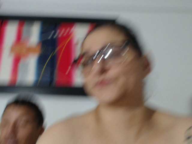 parejacuriosa1483 — bienvenidos espero seamos de su agrado 