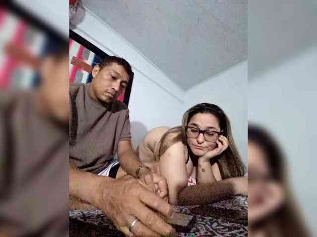 parejalatina1422 webcam