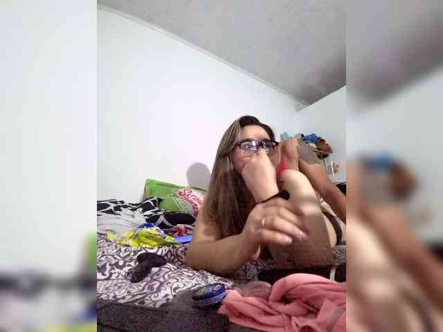 parejalatina1422 webcam