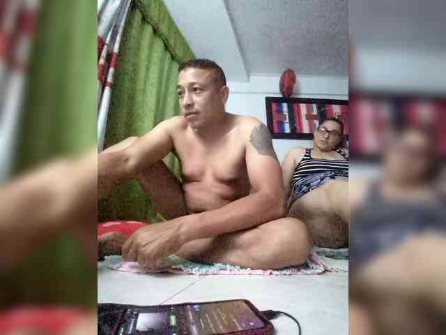 parejalatina1422 webcam