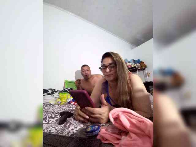 parejalatina1422 webcam