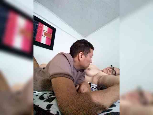 parejalatina1422 webcam