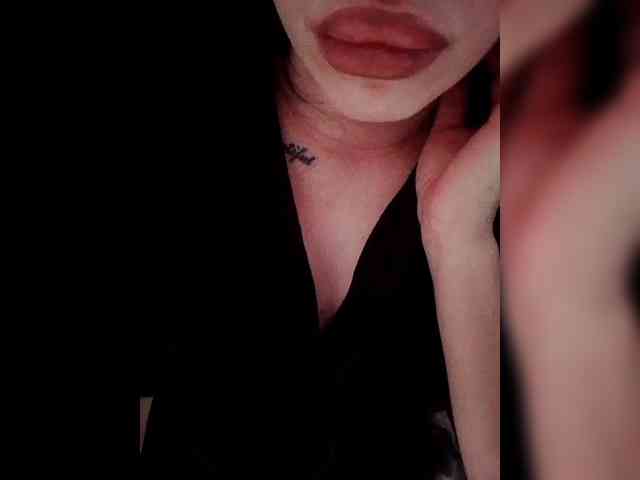 Karina94karina94 webcam