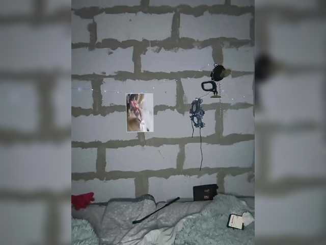 Bez-tormozov's BongaCams show and profile