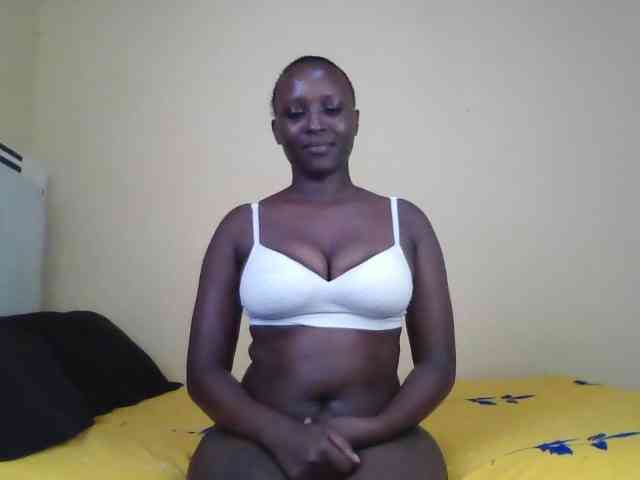 ebony-bella