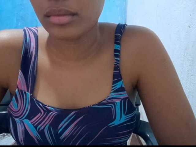 RomanaBeatson's BongaCams show and profile