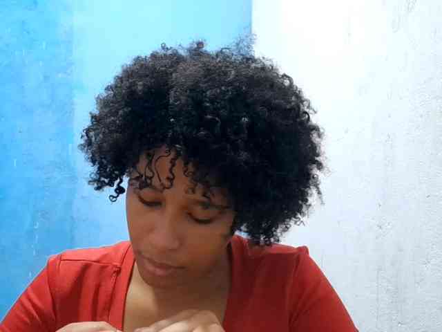 RomanaBeatson webcam