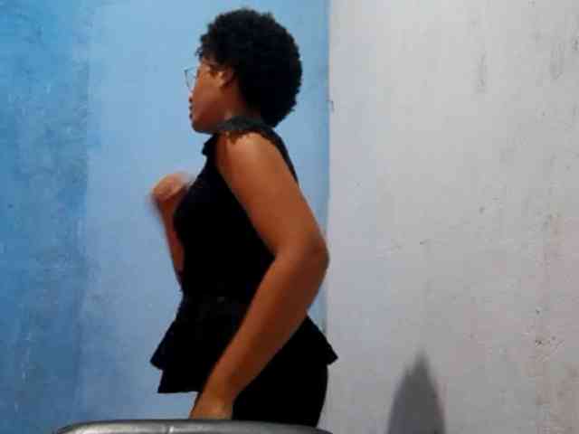 RomanaBeatson webcam