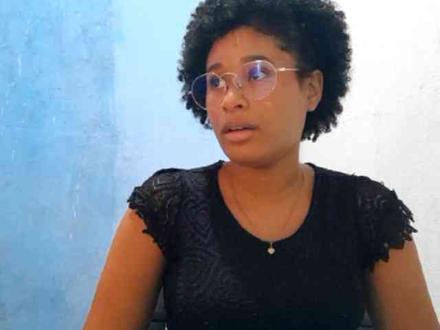 RomanaBeatson webcam