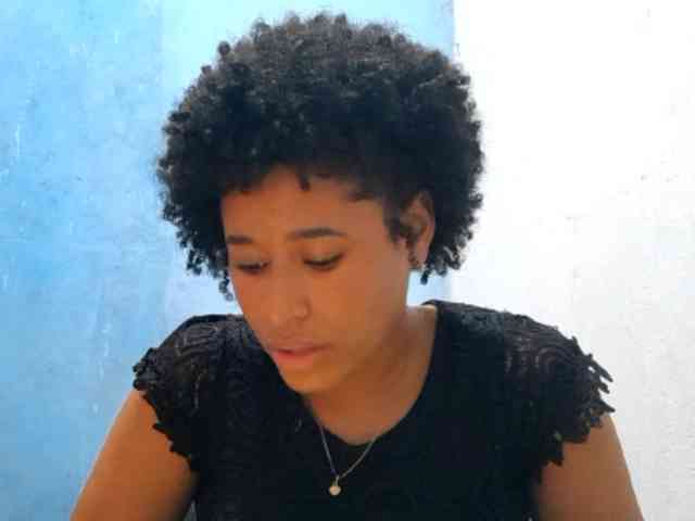 RomanaBeatson webcam