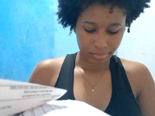 RomanaBeatson webcam