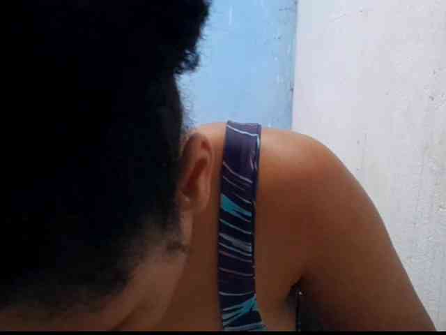 RomanaBeatson webcam