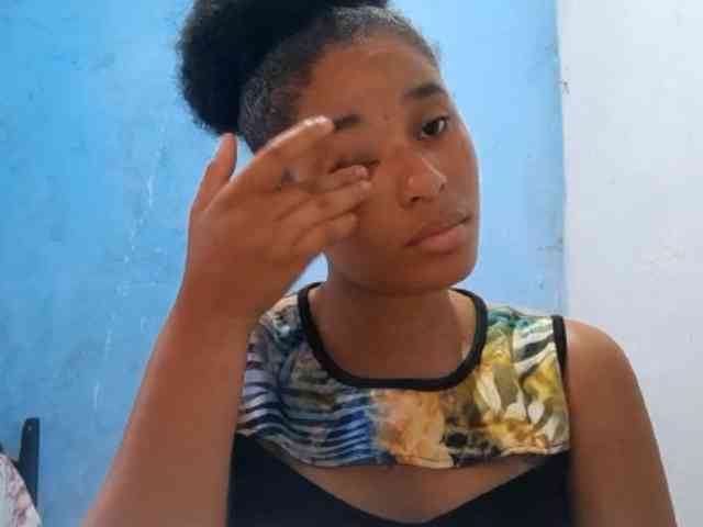 RomanaBeatson webcam