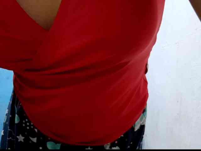 RomanaBeatson webcam