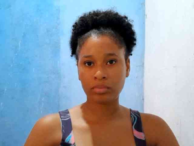 RomanaBeatson webcam