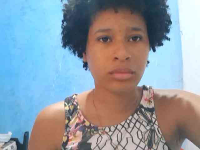 RomanaBeatson webcam