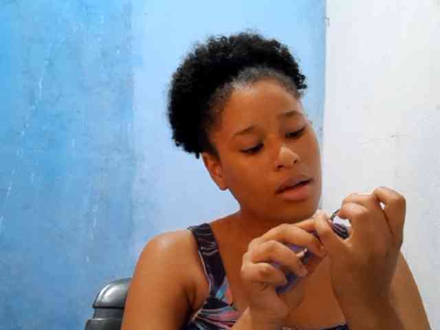 RomanaBeatson webcam