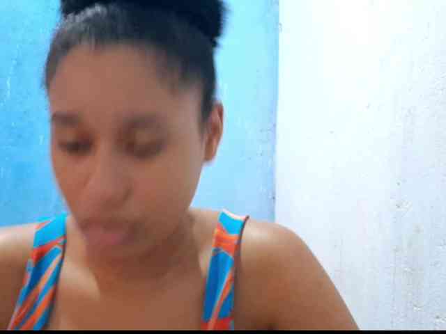 RomanaBeatson webcam