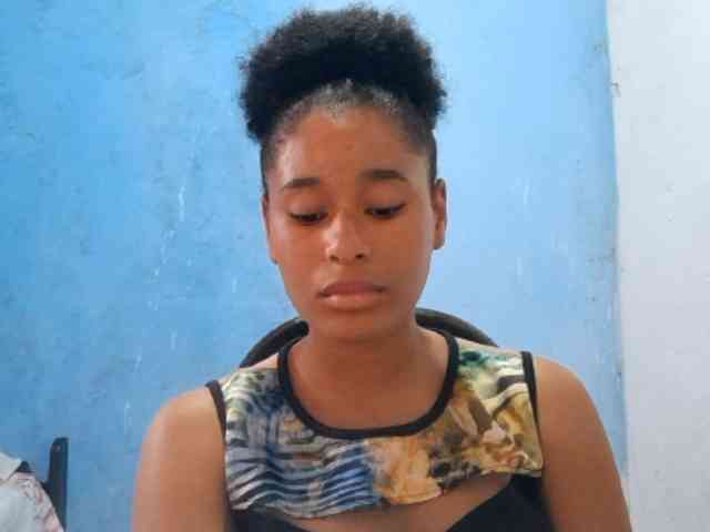 RomanaBeatson webcam