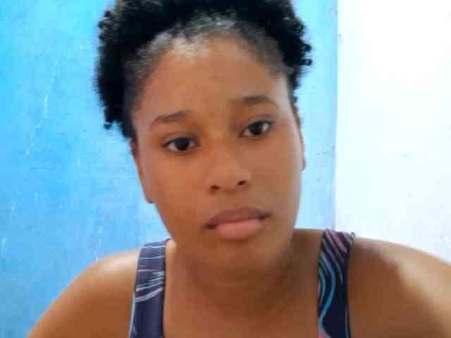 RomanaBeatson webcam