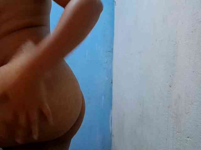 RomanaBeatson webcam