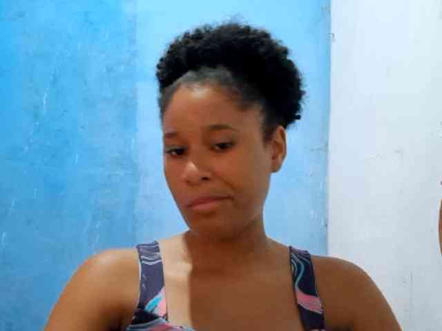 RomanaBeatson webcam