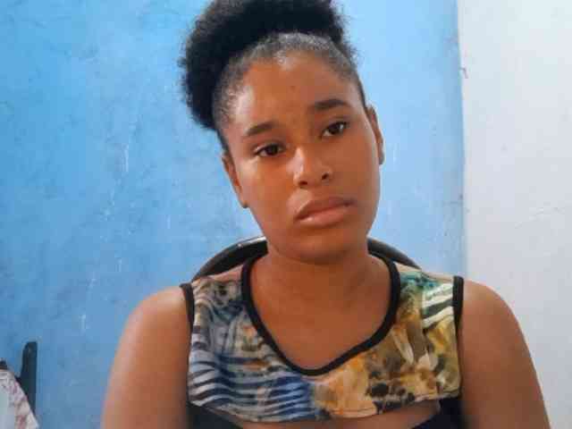 RomanaBeatson webcam