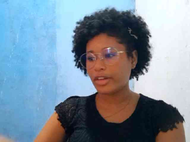 RomanaBeatson webcam