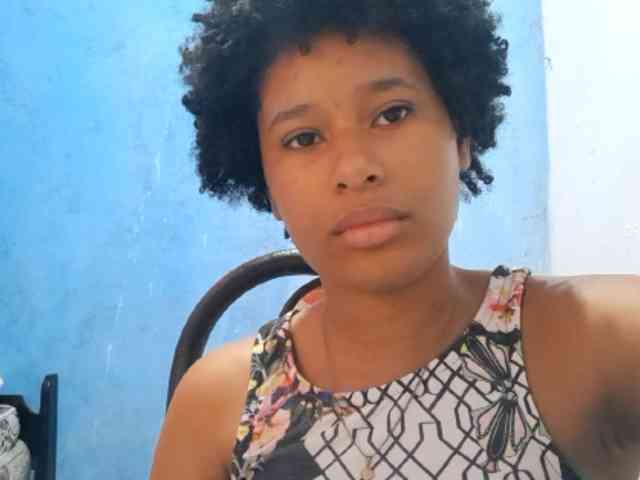 RomanaBeatson webcam