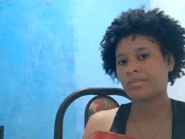 RomanaBeatson webcam