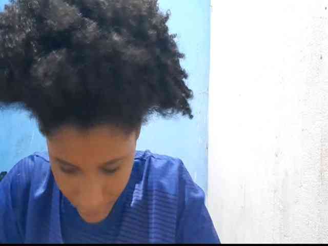 RomanaBeatson webcam