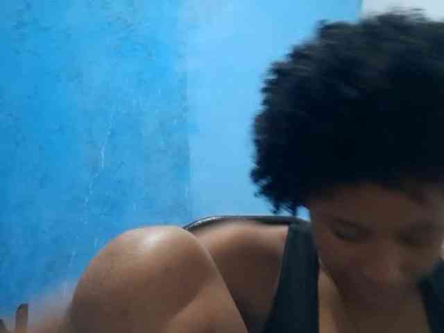 RomanaBeatson webcam