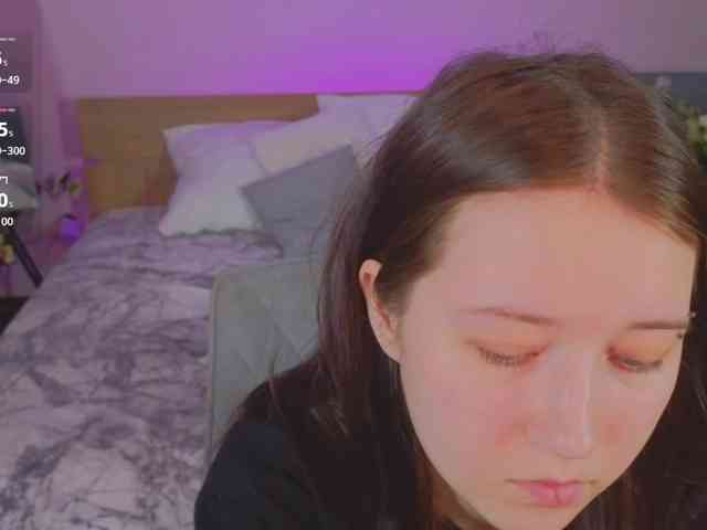 MollyMay webcam