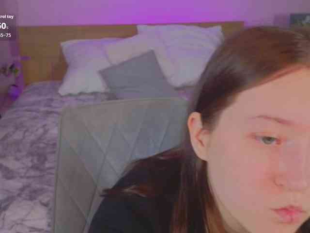 MollyMay webcam