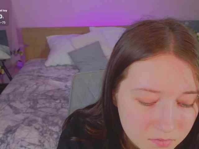 MollyMay webcam