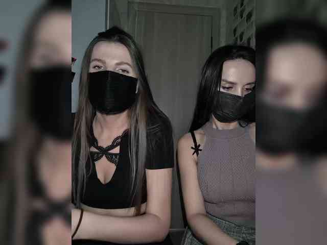 2Bounty Live Webcam on BongaCams