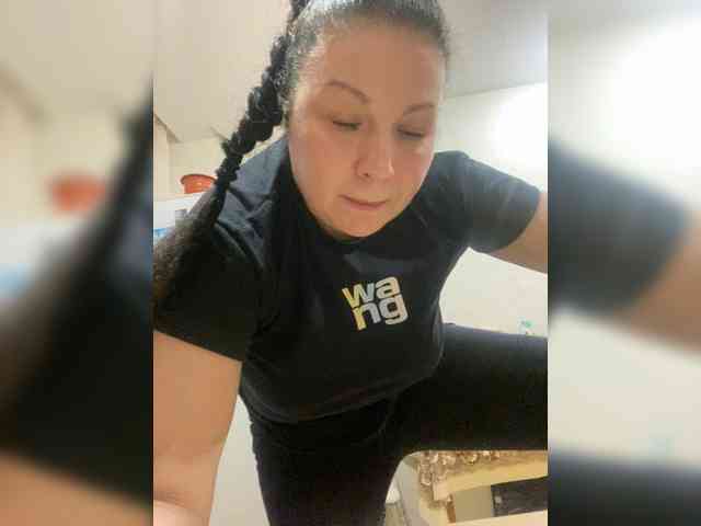 Syperbabyshka webcam